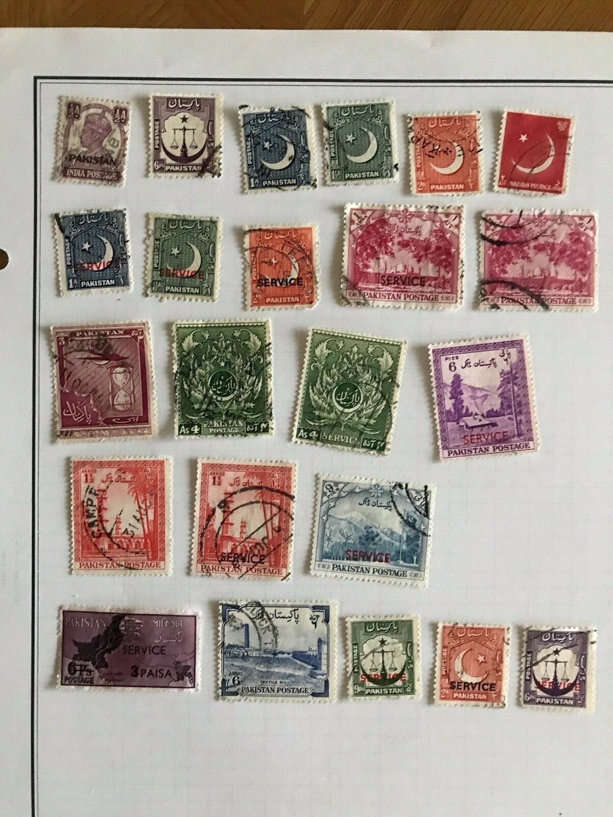 Vintage Pakistan Stamps Lot Of 23 Stamps