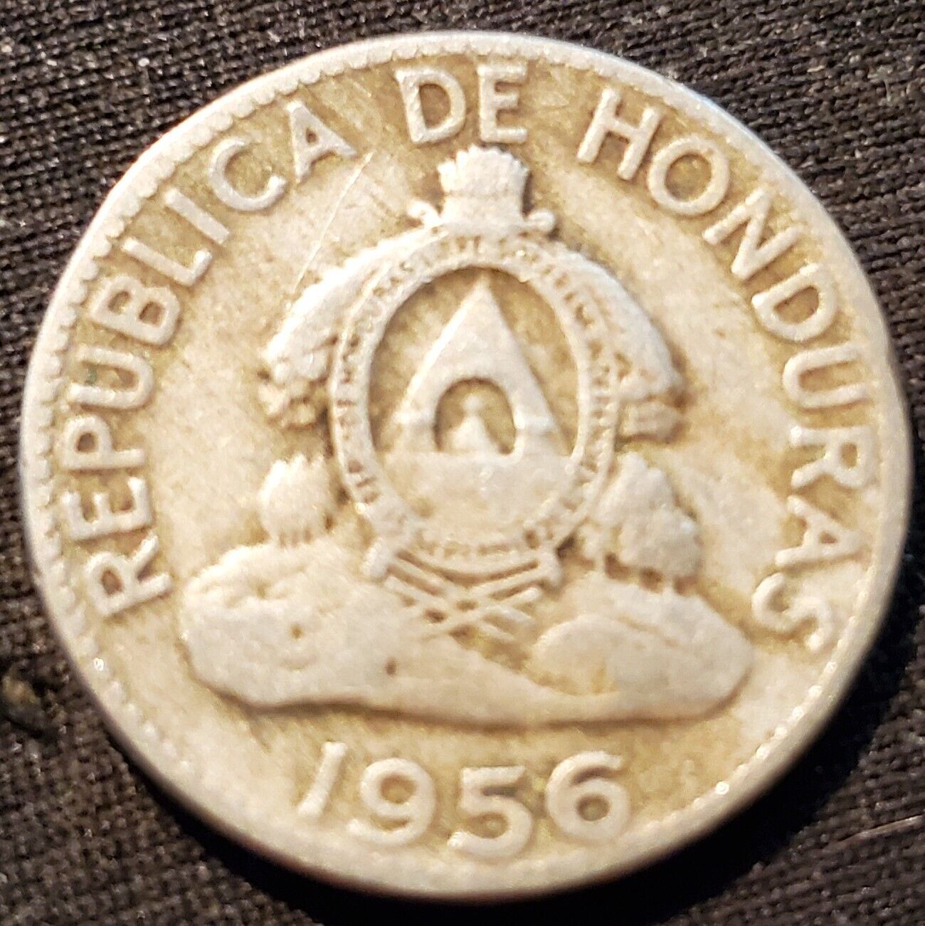 Republica De Honduras 5 Centavos 1956 Coin (2)